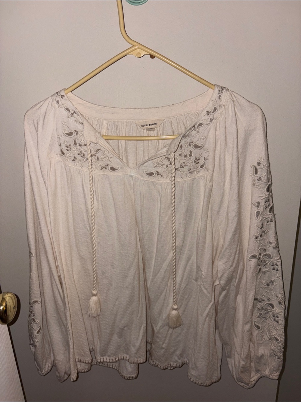 Lucky Brand Boho Embroidered Cream Peasant Blouse NEW W/O TAGS